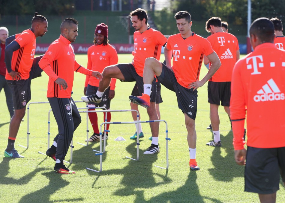 九游体育官方-关于芝加哥公牛内部会议纪要流出——冲刺阶段回应争议，德国杯使命明确，球队文化再被提及的信息